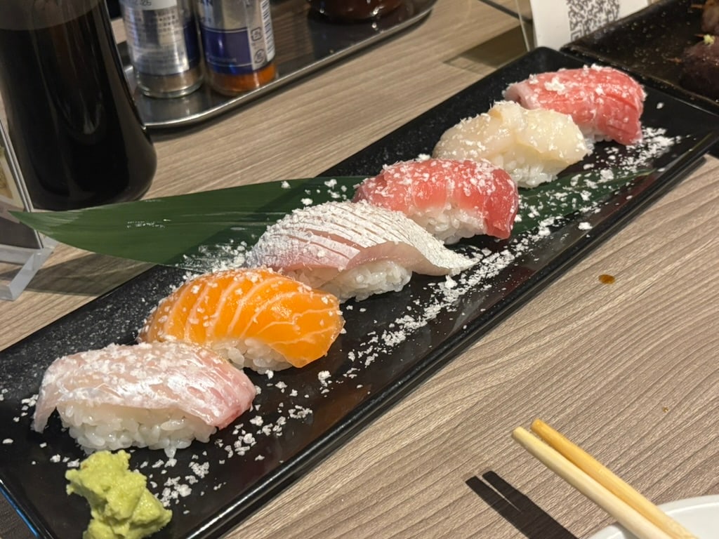 栄三郎で食べた寿司